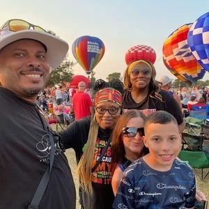 Meet your Posher, Maxine